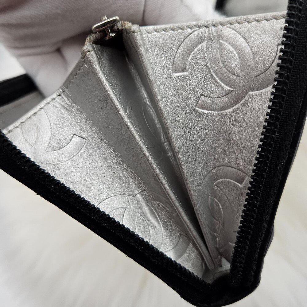 Chanel  Black Quilted Leather Cambon Ligne Zippy Organizer Wallet - Picture 12 of 17